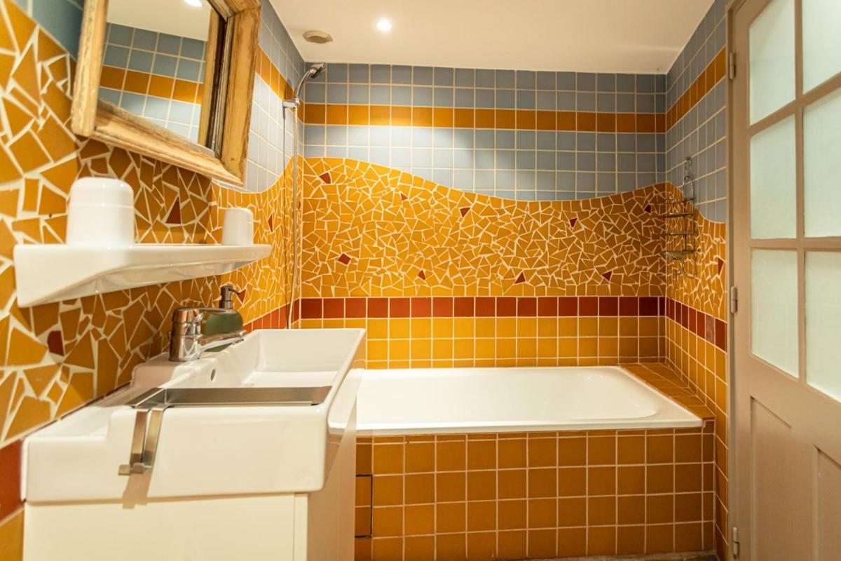 L'Atelier Du Relais Bed & Breakfast Laives Exterior photo